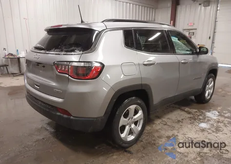 2020 Jeep Compass Latitude 4X4 from USA, damaged, VIN 3C4NJDBB1LT155169